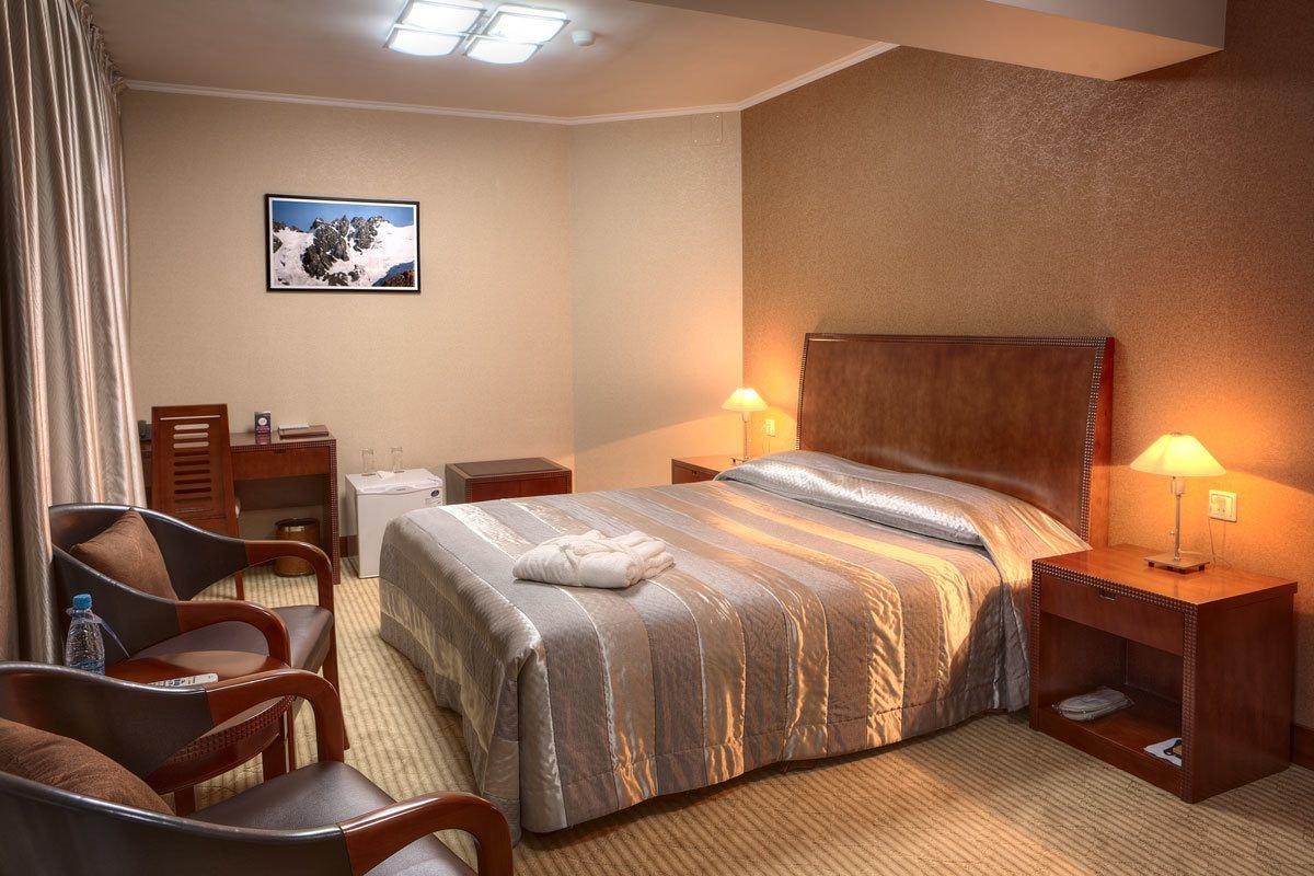 Voyage Hotel Almaty Eksteriør billede